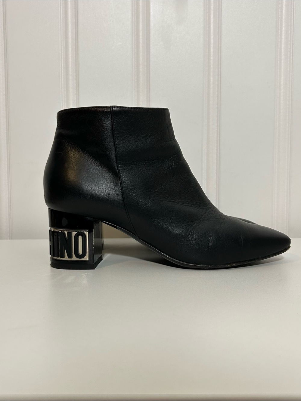 Moschino Black Leather Ankle Boots with Logo Block Heel zipper women’s 6/37